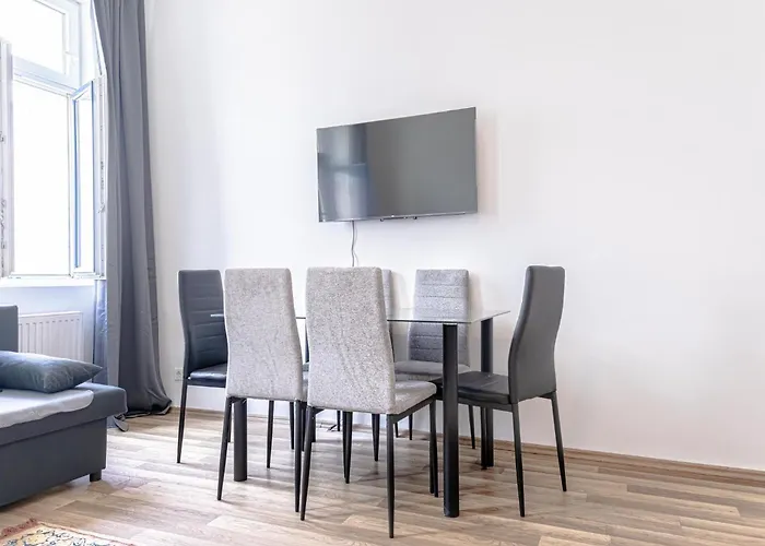 Explore 2br And 1lr Retreat Near Westbahnhof Vídeň