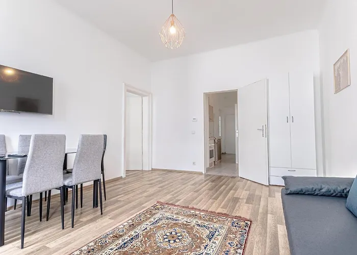 Apartmán Explore 2br And 1lr Retreat Near Westbahnhof *