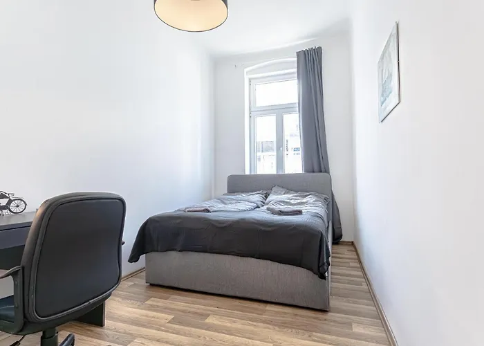 Explore 2br And 1lr Retreat Near Westbahnhof * Vídeň